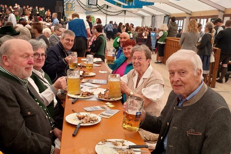VdK Tisch im Festzelt