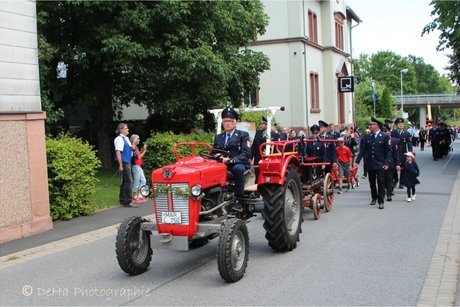 Bild zeigt Festumzug