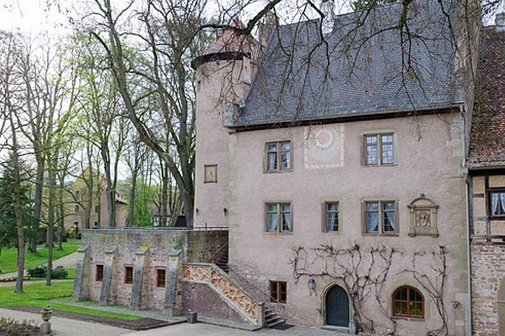 Foto vom Teil des Aschacher Schlosses
