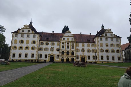 Schloss Salem von vorne, fr&uuml;her eine Abtei - heute ein Elite-Internat.