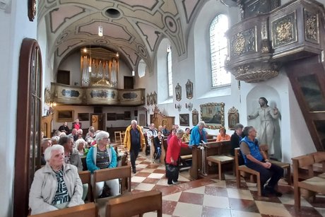 "Alle Bilder vorbehalten"