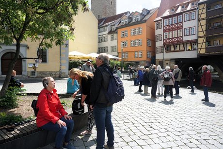 Einige Teilnehmer bei der Stadtf&uuml;hrung