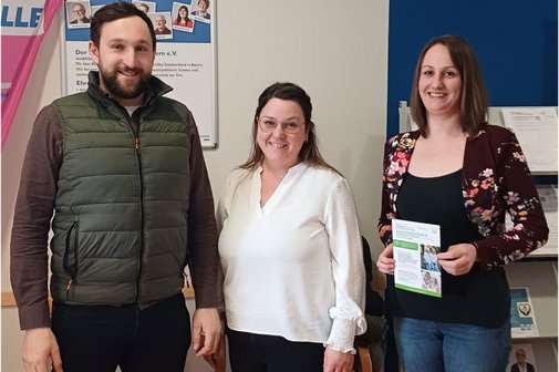 von links: Michael Hofstetter, Lena Sch&uuml;tz und Andrea Knott