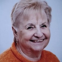 Passbild, Person mit blonden Haaren