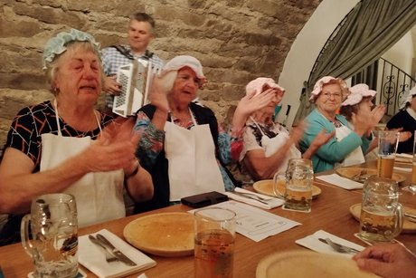 beste Stimmung beim 5 Gängemenü 6 Tage VdK Cadolzburg