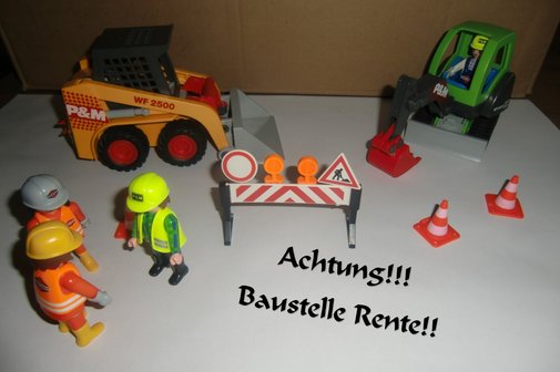 Symbolbild zum Thema Rente, zeigt eine Baustelle mit Figuren und dem Schriftzug "Achtung Baustelle Rente!!"