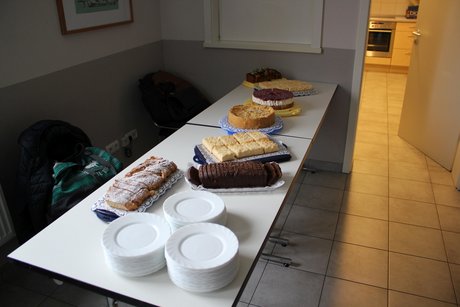 Kuchenbuffet mit verschiedenen Kuchen