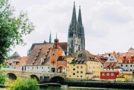 Stadtansicht Regensburg Regensburg im Überblick von der Donauinsel