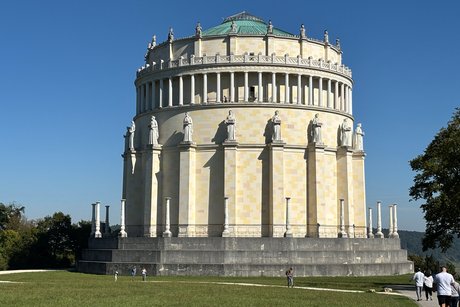Die Befreiungshalle von Au&szlig;en