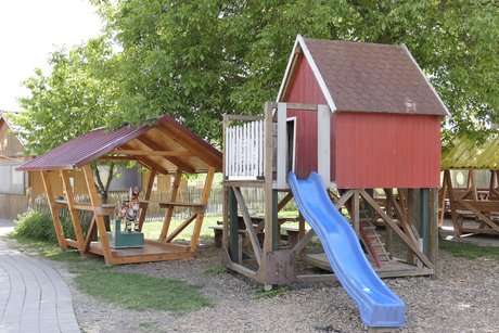 Spielmöglichkeit für Kinder Spielmöglichkeit für Kinder
