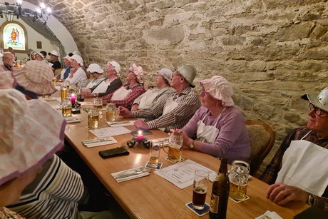 Ritteressen mit Musik im Historischen Gew&ouml;lbekeller vom Hotel