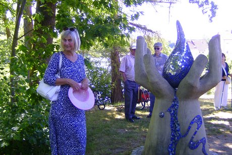 Mosaikskulptur (Wassertropfen) am Kunst- und Wasserweg