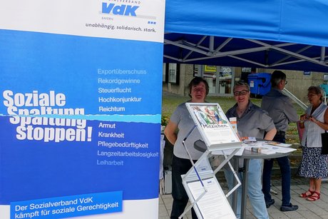 Infostand des VdK Waldkraiburg im Juni 2024