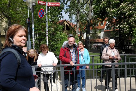 Einige Teilnehmer bei der Stadtf&uuml;hrung
