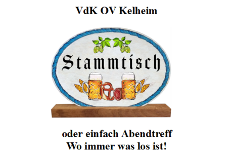Stammtisch / Abendtreff Stammtischschild mit Maßkrügen und Brezen