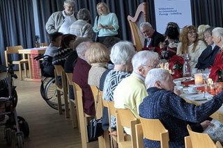 Weihnachtsfeier des VdK Planegg-Gräfelfing Im Pfarrsaal St. Elisabeth Planegg