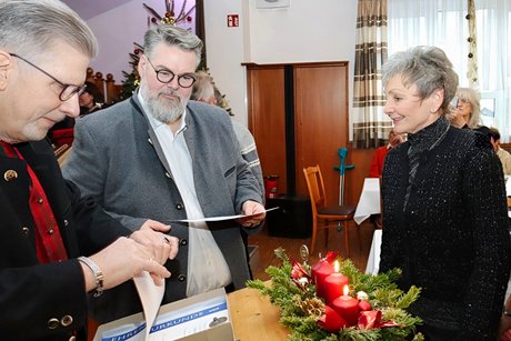 B&uuml;rgermeister und 1. Vorsitzender bei der Jubilarehrung