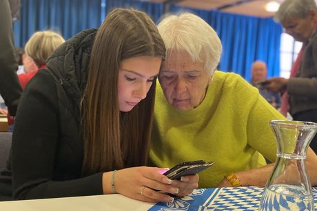 Stammtisch: "Digitale Welt &ndash; Ohne mich oder mit dabei!"