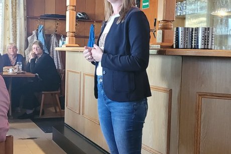 Abgebildet ist die stellvertretende Kreisvorsitzende