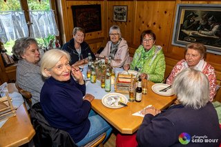 In der Hütte