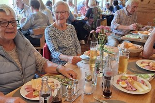 Bergbauernjause im Almis Berghotel in Obernberg