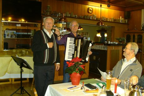 Vorsitzender Walter Hartmann, Clemens Schellenberger, Schriftf&uuml;hrer Karl Schwarz