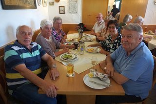 Mittagessen im Erlebnisbauernhof Stierhof in Dornheim