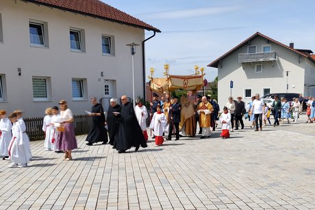 die Fronleichnamsprozession in Niederaltaich 6 Tage VdK Cadolzburg