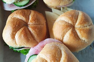 Belegte Brötchen von unserer Ortsbäckerei Fuhrmann