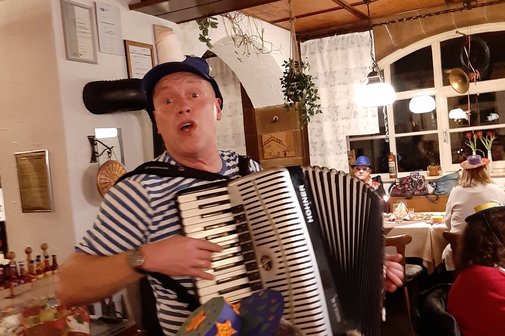 Musiker Toni beim VdK-Faschingsabend