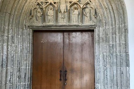 Bild vom Portal zur Basilika von Kloster Ettal