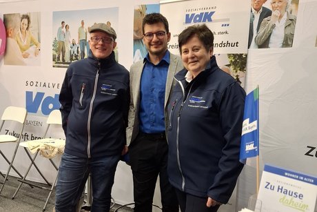 v.l.n.re. Heinz Haupt (Schriftführer Kreisverband), Maximilian Gürtler (KGF), Andrea Wendt (Kreis- und Ortsvorsitzende) v.l.n.re. Heinz Haupt (Schriftführer Kreisverband), Maximilian Gürtler (KGF), Andrea Wendt (Kreis- und Ortsvorsitzende)