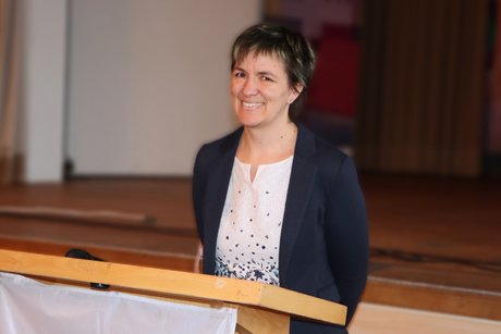 Bild009 Pfarrerin Jana Menke