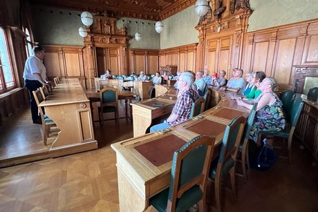 Im großen Sitzungssaal