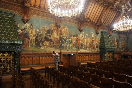 Im Rathausprunksaal in Landshut