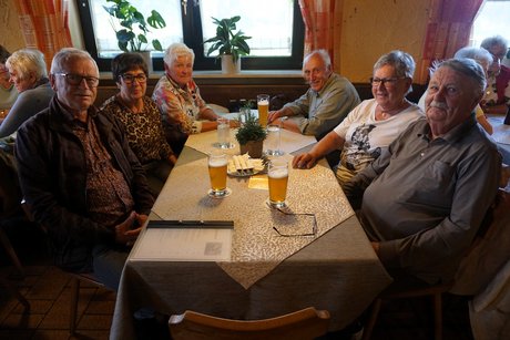 Abendeinkehr beim Brauerei-Gasthof Dinkel in Stublang