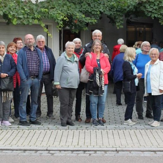 Busfahrt nach Würzburg am 27.09.2025 Das Bild zeigt die Teilnehmer bei der Busfahrt nach Würzburg
