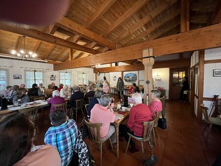 Weihnachtsfeier 2023 Es war eine schöne Feier mit zahlreichen Gästen.