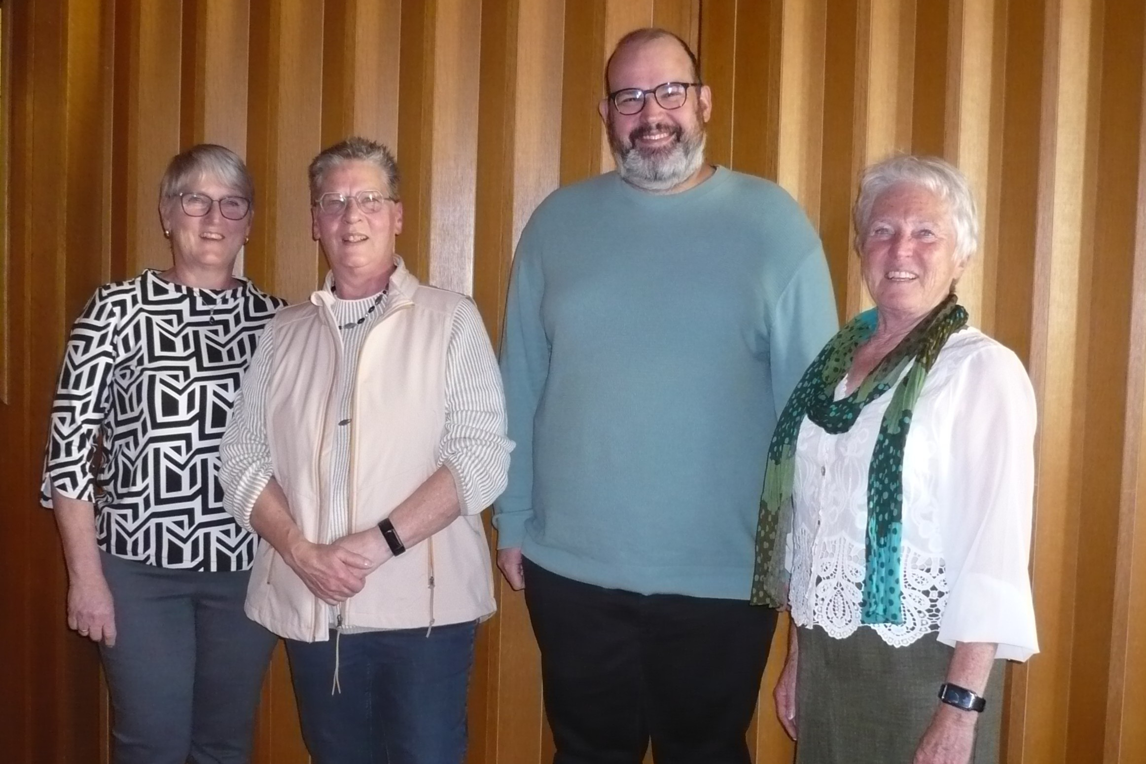 v.r. Evi Waldherr, Tobias Kalb, Barbara Schl&uuml;sselhuber, Gabi Karlstetter