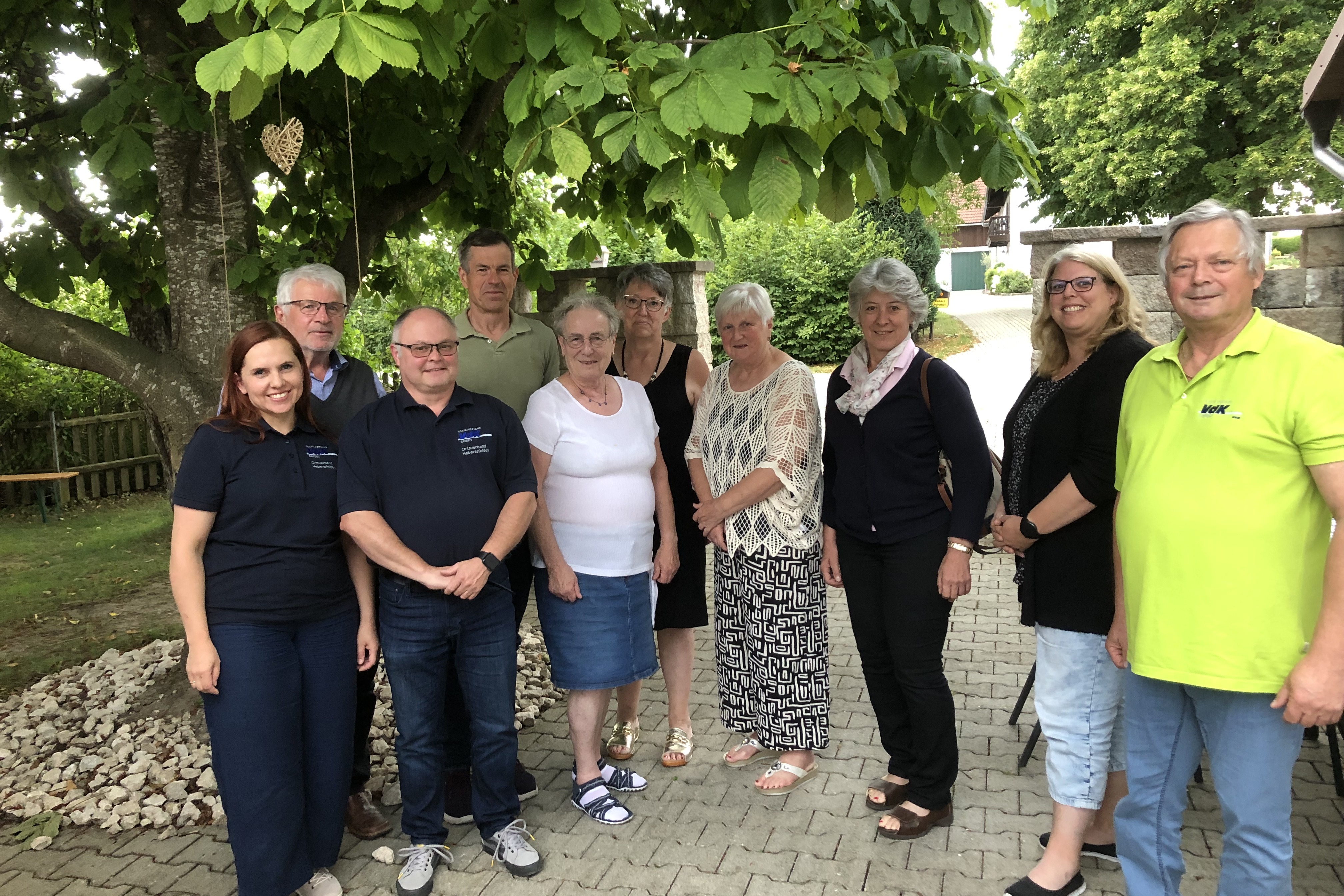 Kreisvorstandschaft im Biergarten des Wirtshauses Wirtsbauern in Langeneck