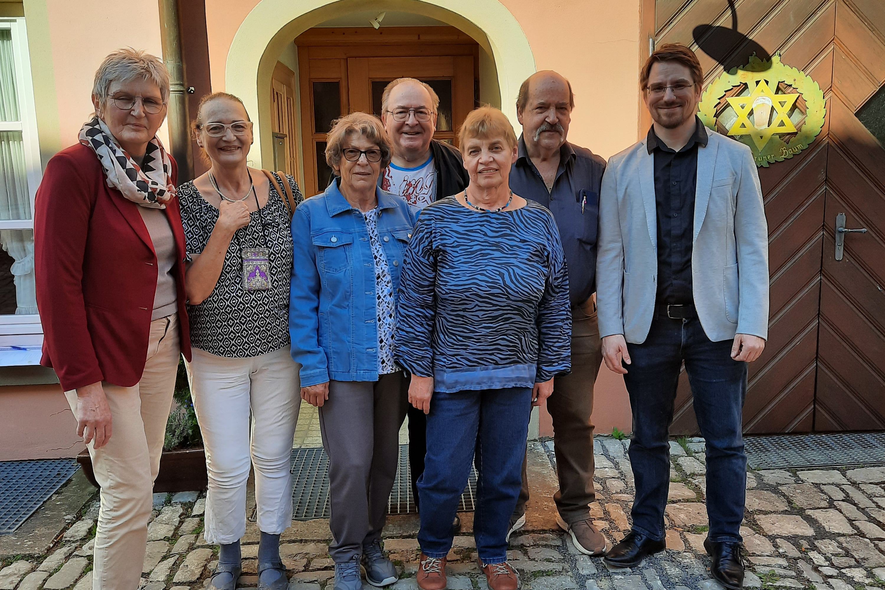 Hier sehen sie die neugew&auml;hlte Ortsvorstandschaft 2025