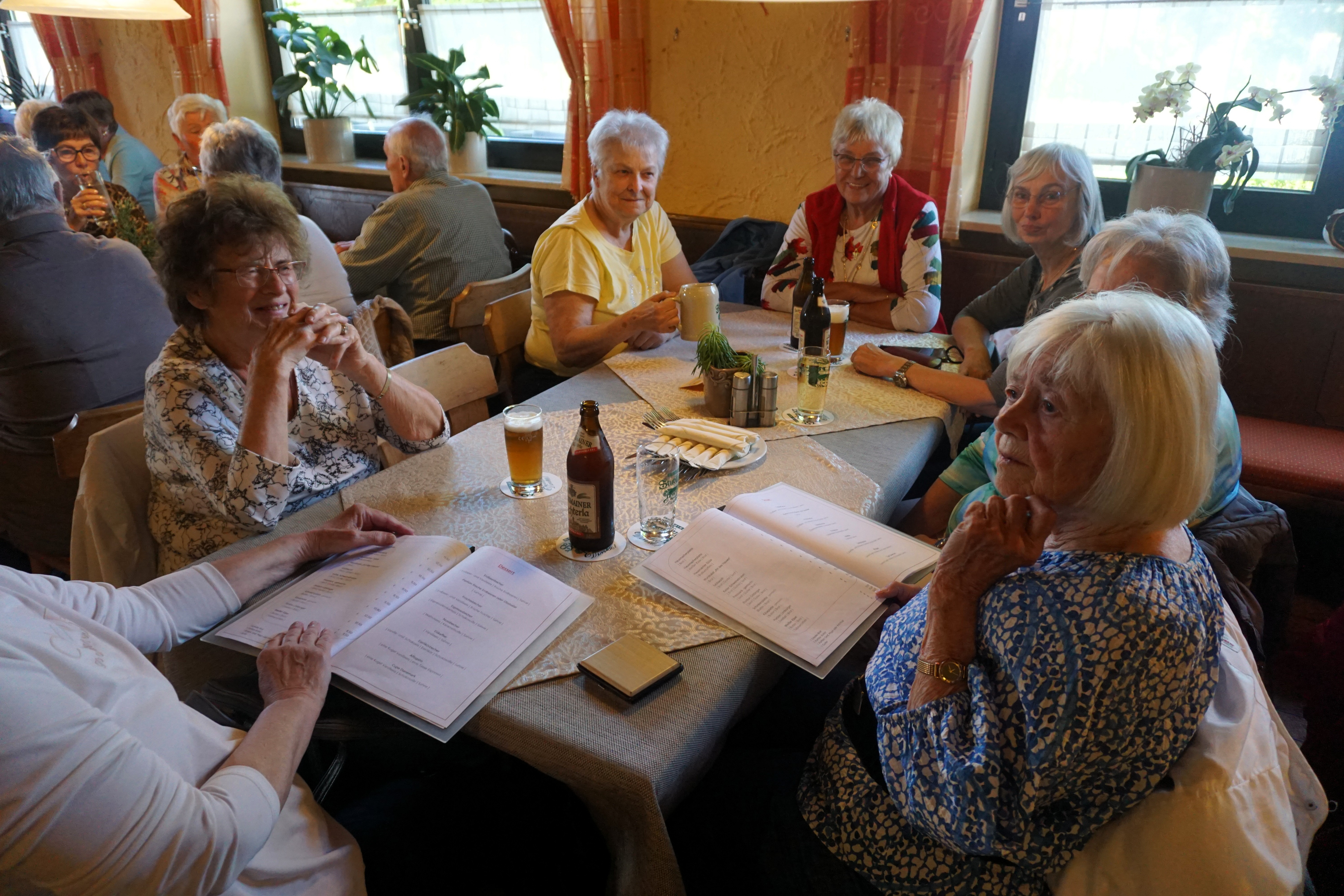 Abendeinkehr beim Brauerei-Gasthof Dinkel in Stublang