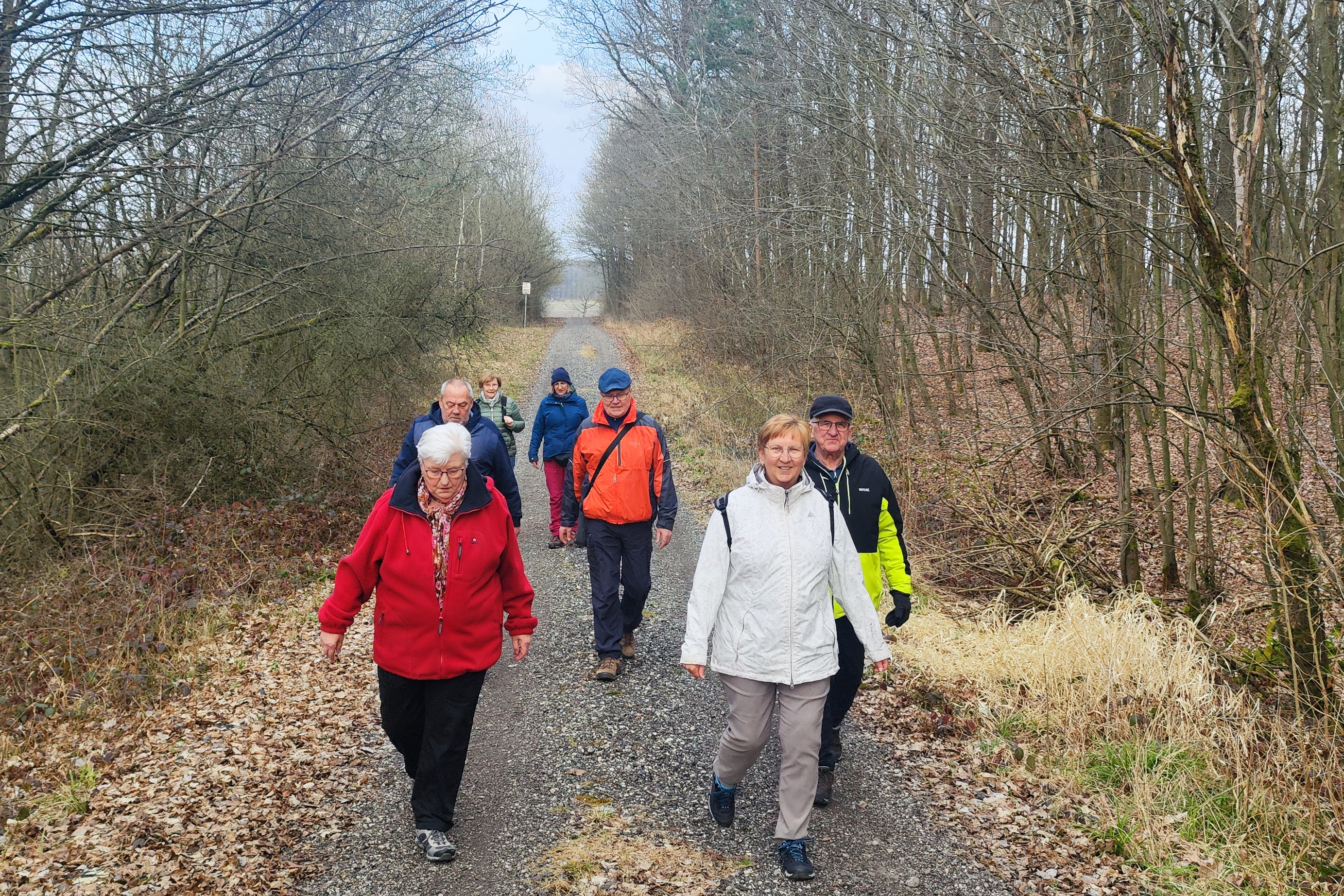 Wanderer auf den Weg zur Einkehr