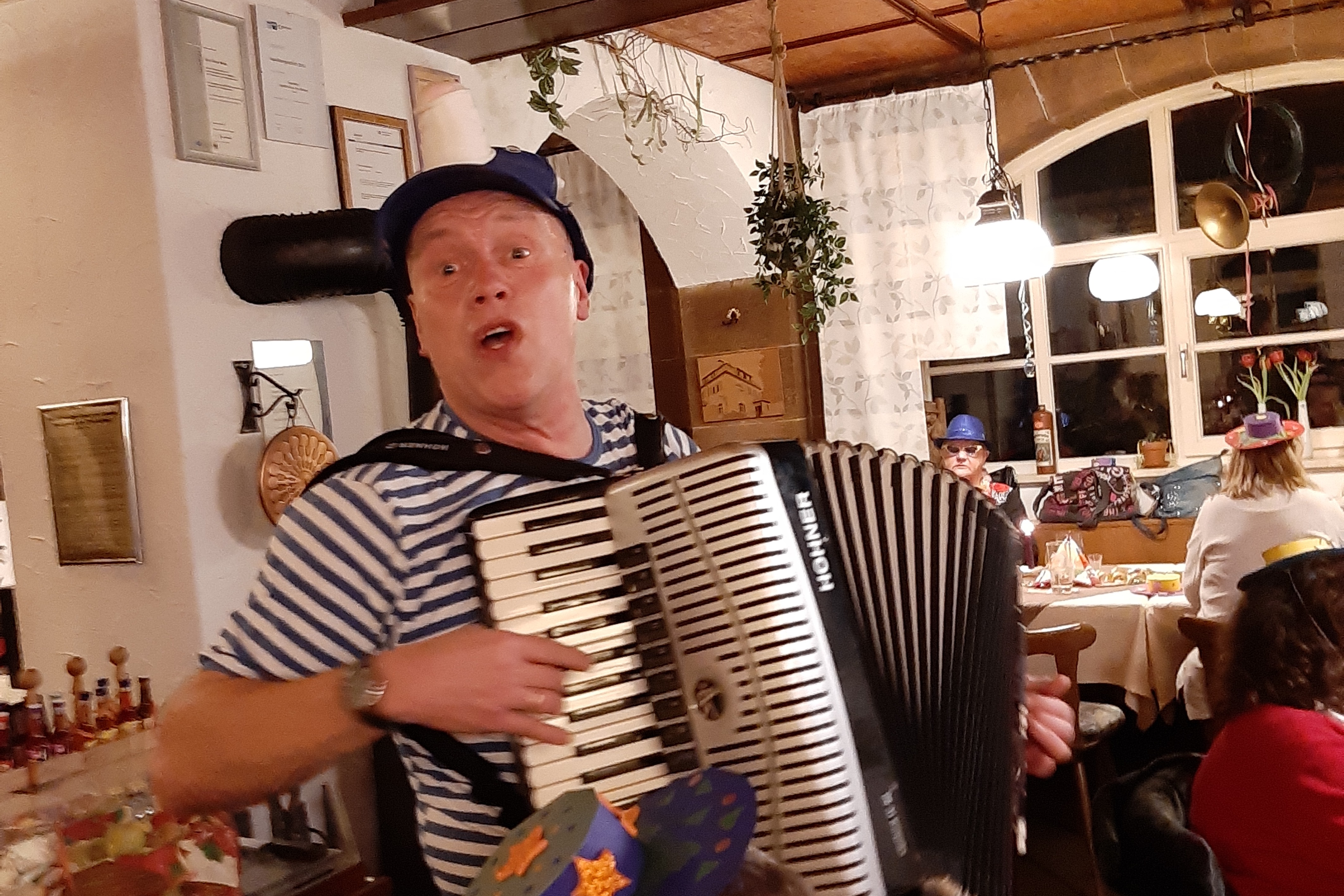 Musiker Toni beim VdK-Faschingsabend