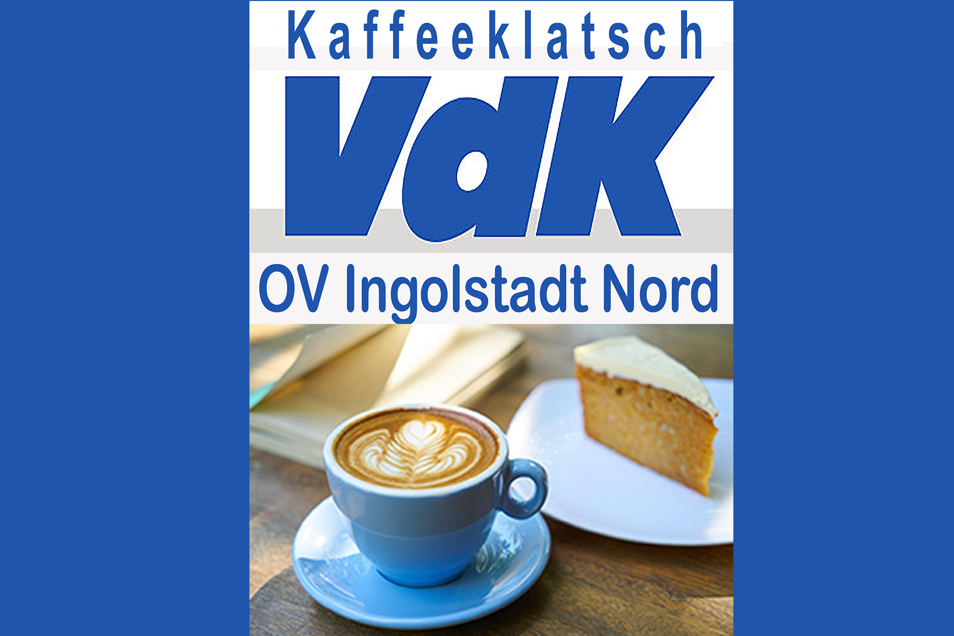 Mit Kaffee und Milchschaum in Herzform und ein St&uuml;ck Kuchen auf dem Teller