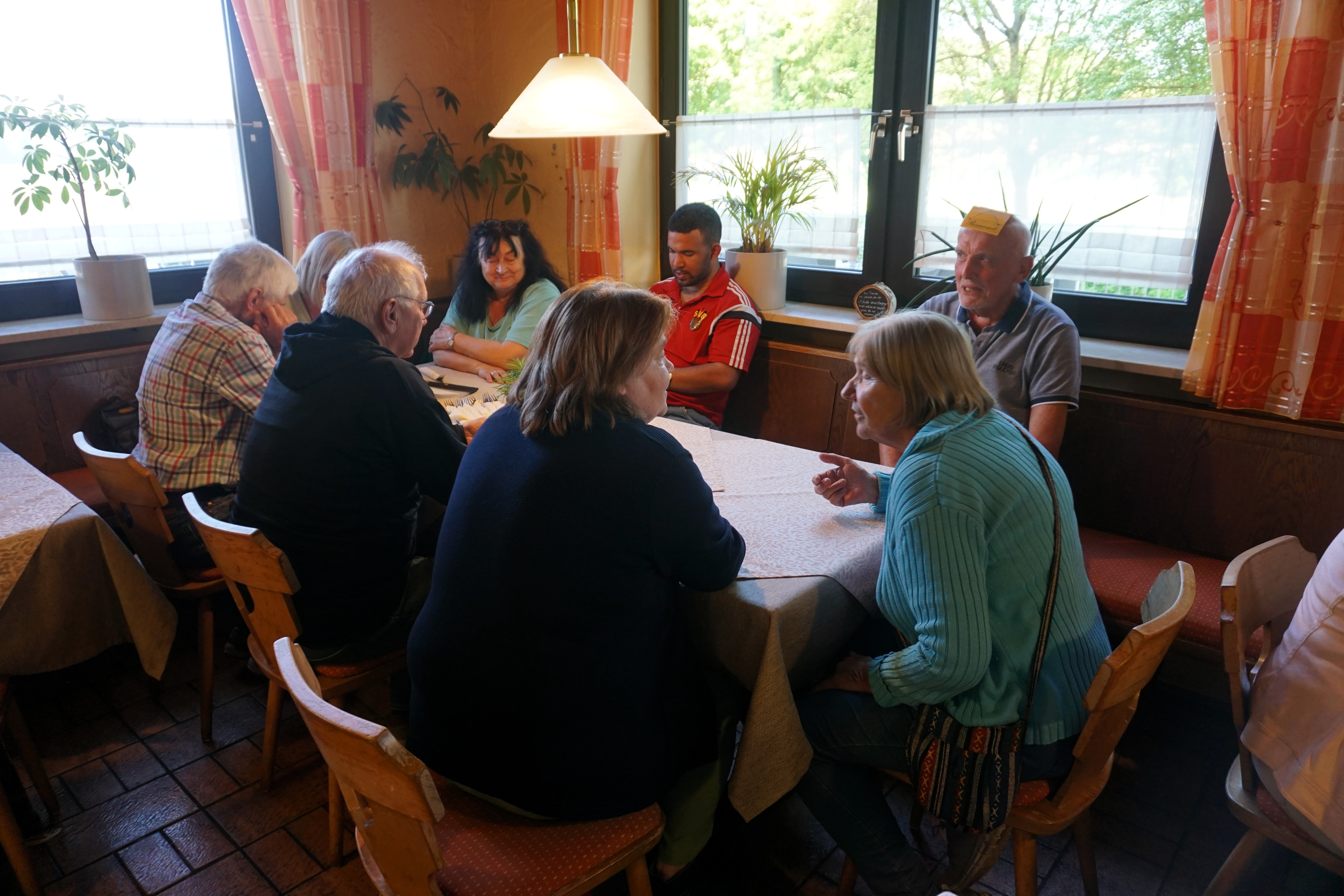 Abendeinkehr beim Brauerei-Gasthof Dinkel in Stublang