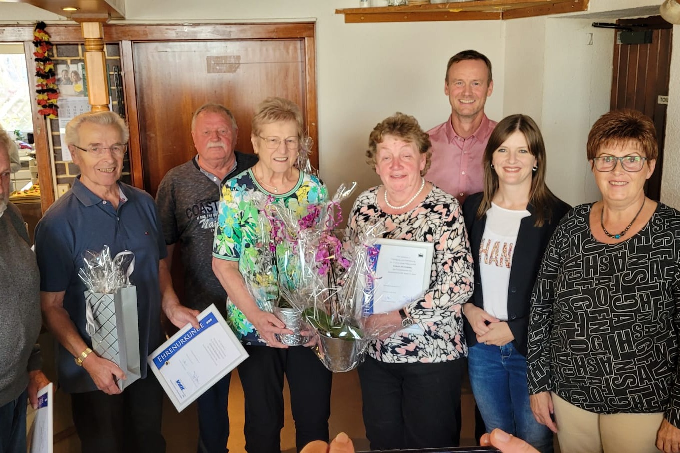 Abgebildet sind die Jubilare