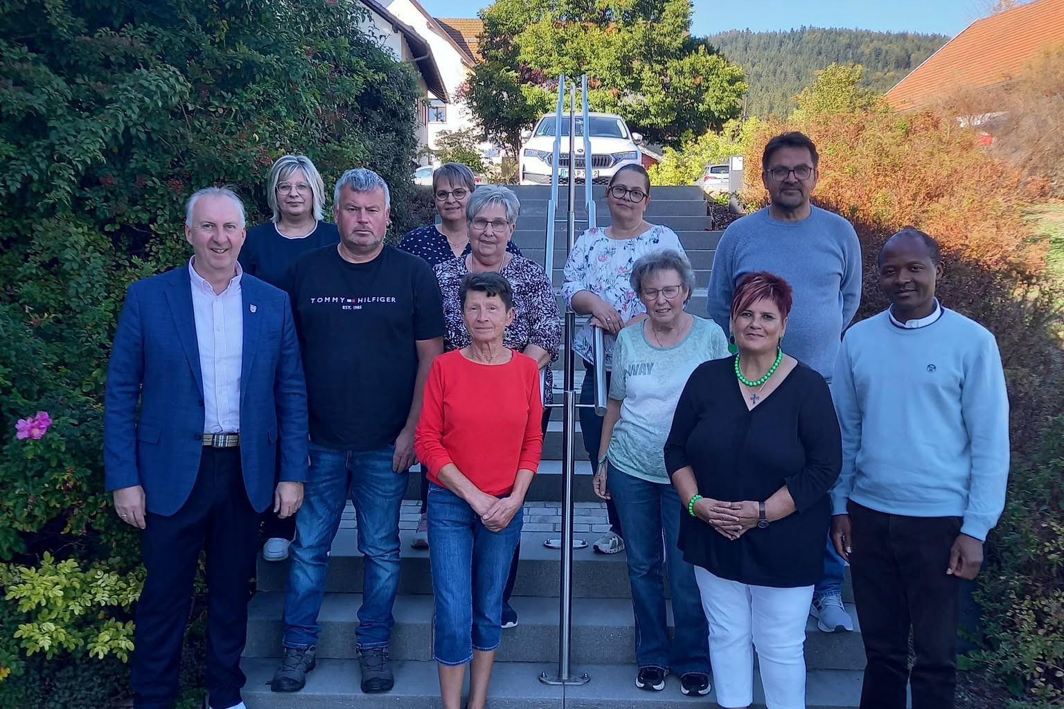 Helmut Plenk, Cornelia Fried, Volker Liebl, Ulrike Leder, Rosemarie Baumgartner, Helene Kuchler, Brigitte Liebl, Martha Holzbauer, Monika Urban, Stefan Fried und Pater Vincent Balthazary Safi OSS