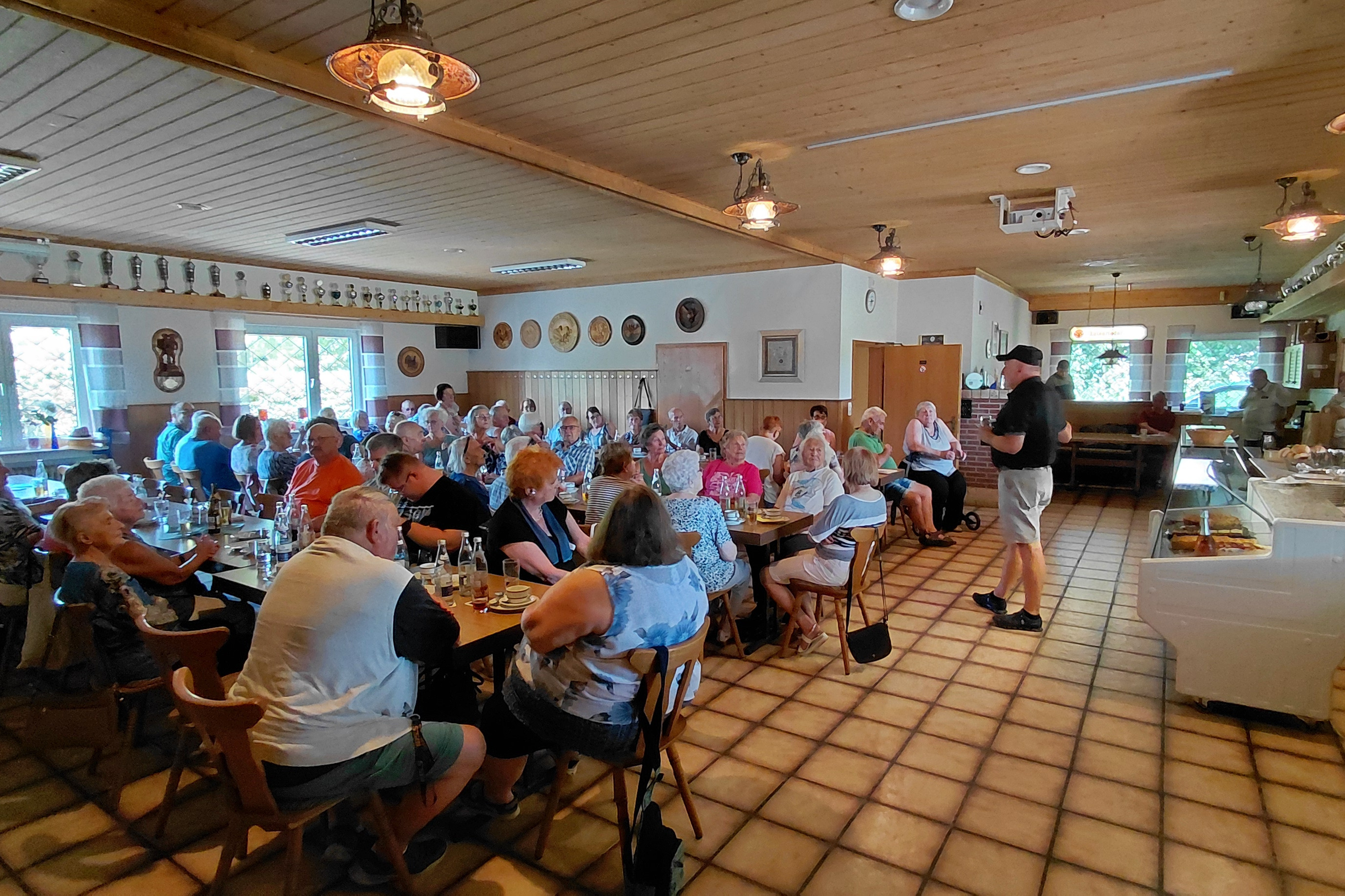 Der VdK Ichenhausen-Ellzee zu Gast im Sch&uuml;tzenheim der Vereinigten Sch&uuml;tzengemeinschaft Ichenhausen