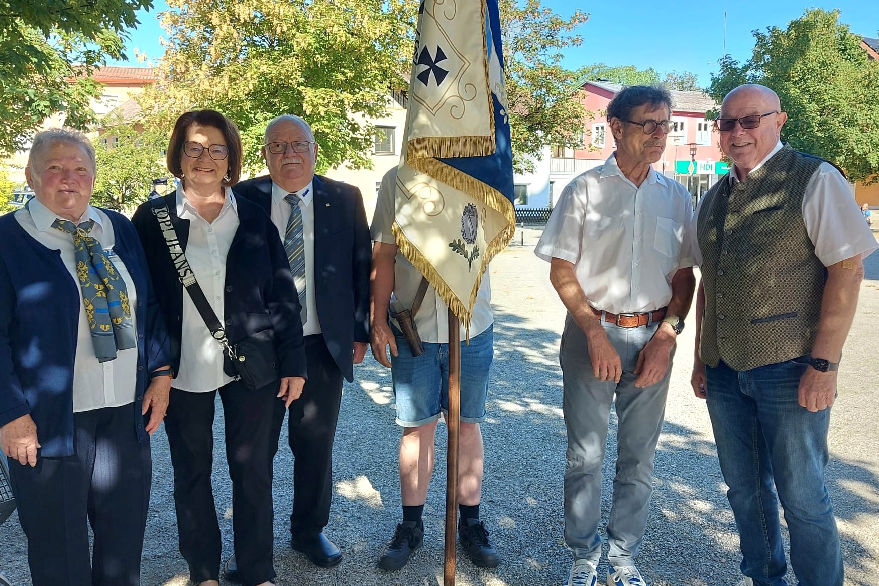 VdK-Teilnehmer an der Fronleichnamsprozession in Pocking